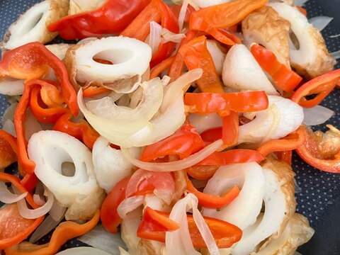 簡単!赤ピーマンとちくわの炒め物